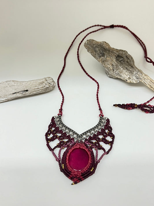 Collier Afrodita Précieux Micro macramé Fabriqué à la main à Montréal Sandra Dols Rodriguez Afrodita