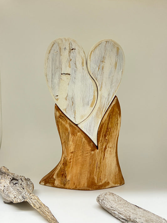 Coeur fait de bois recyclé Fait main à Cap Santé Bertrand Massé Artiste