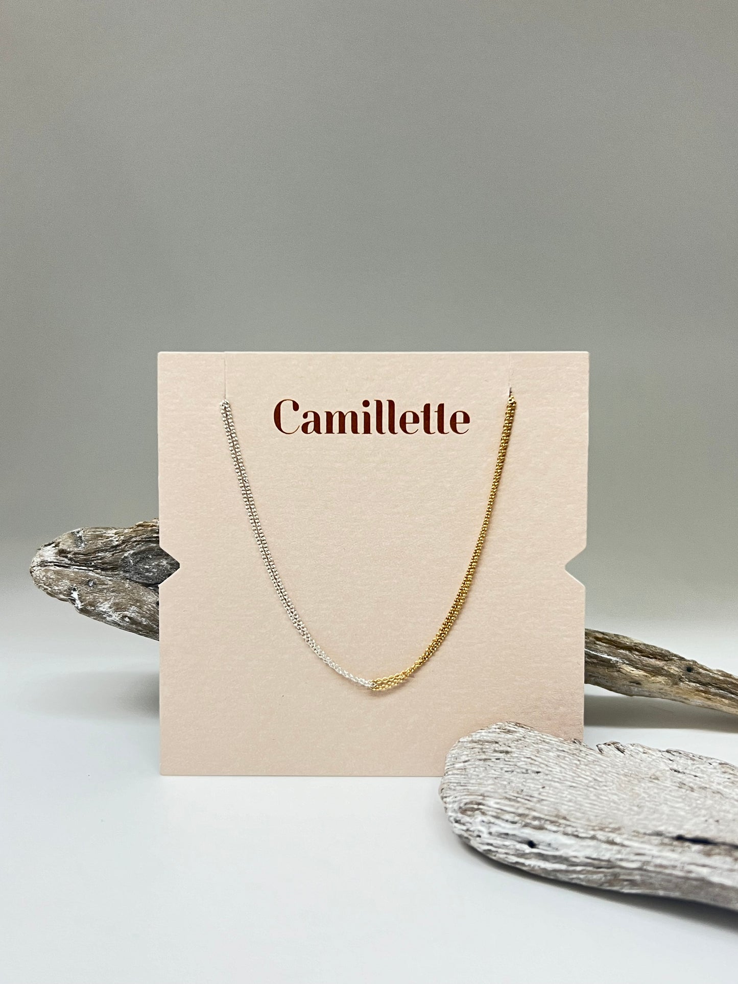 Collier chaîne entrelacée Fait main à Montréal Argent et or 10 carats Fait à la main à Montréal Camillette Collier chaîne entrelacée