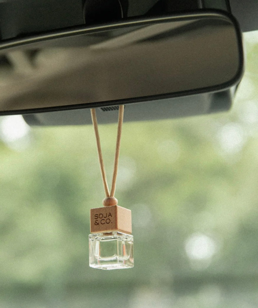 Diffuseur pour voiture | Écorce de pin + Cèdre Soja & co Diffuseur pour voiture | Écorce de pin + Cèdre