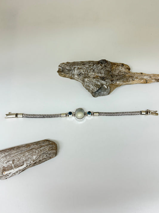 Bracelet Perle baroque et Topaz Dessinée par Carole Morand