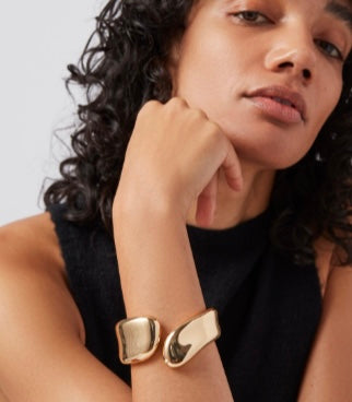 Bracelet Solene Cuff Dessiné par une Artiste Ontarienne