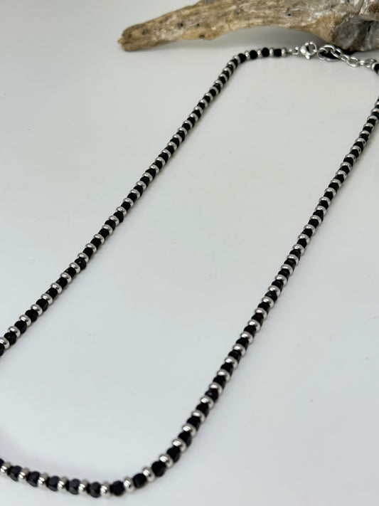 Collier en Acier Argent et noir dessinée à Montréal par les Artisans de Arz Steel AS-N132BK-20