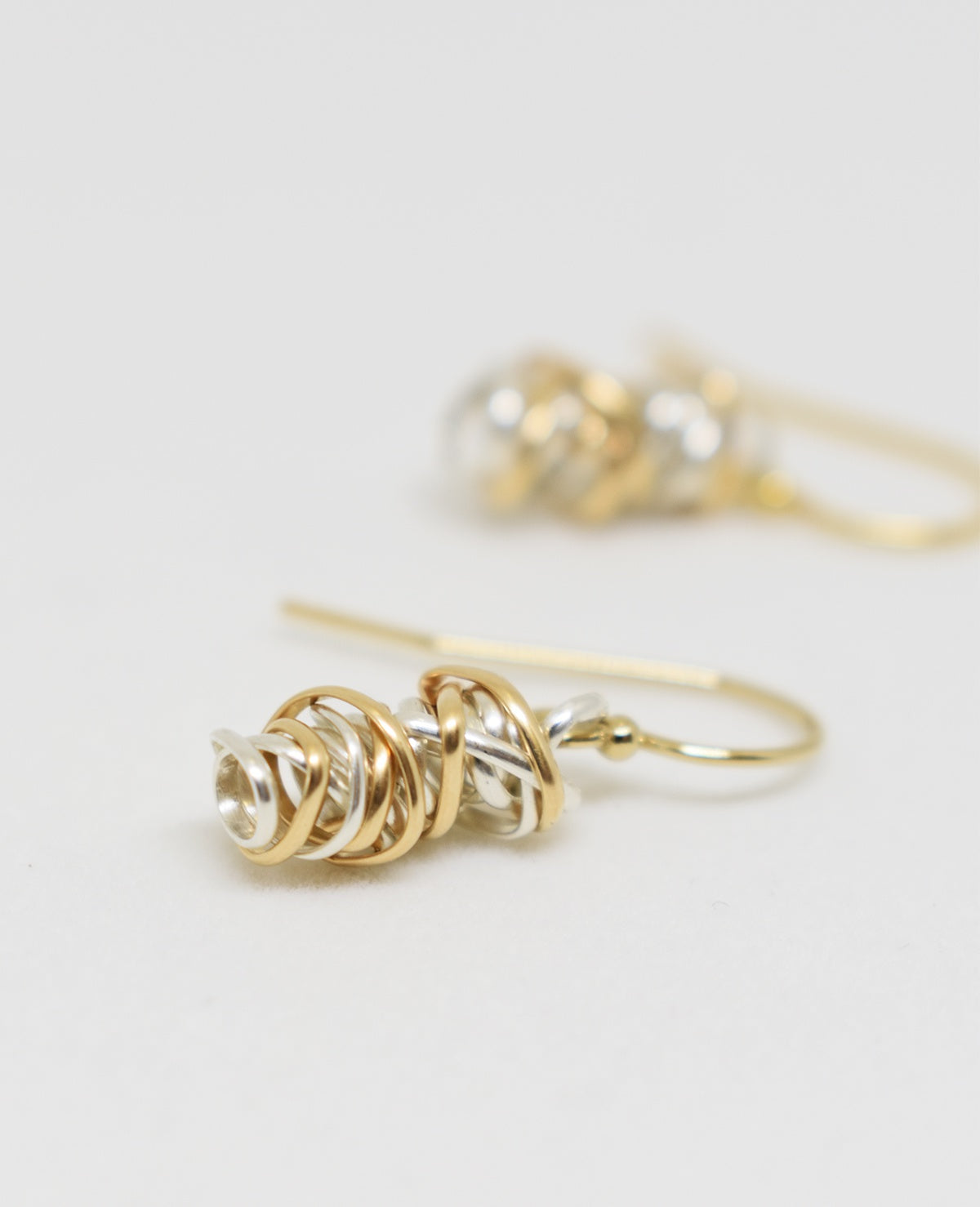 Mixed Twist Earring-mini (gold)Dianne Rodger JewelleryMixed Twist Earring-mini (gold) Dianne Rodger Outaouais