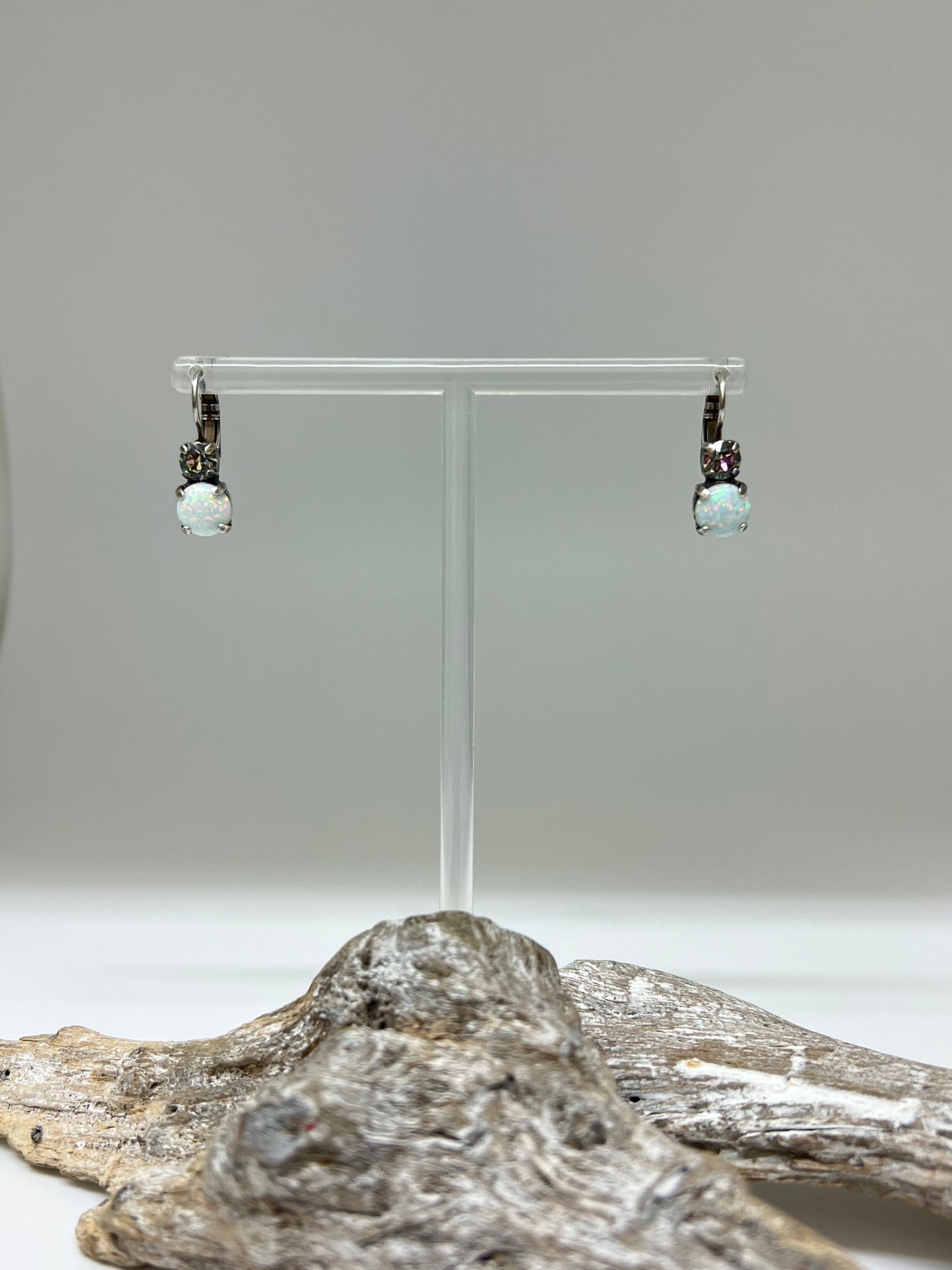 Boucles en laiton plaqué Argent antique avec Cristal de Swarovski e-1190 Mariana