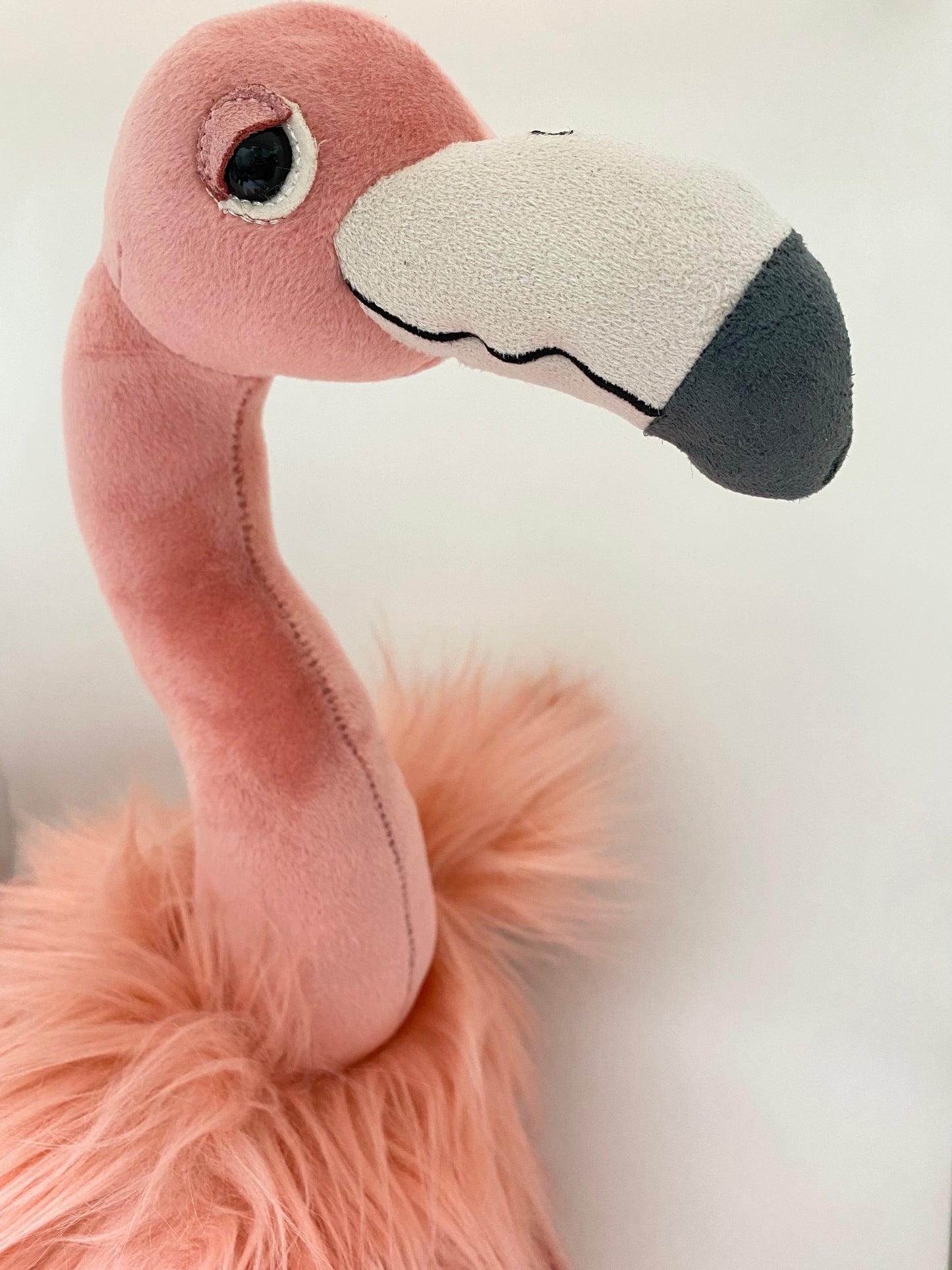 Rosario Flamingo, peluche dessinée à Londres ROS2F Jellycat Londres